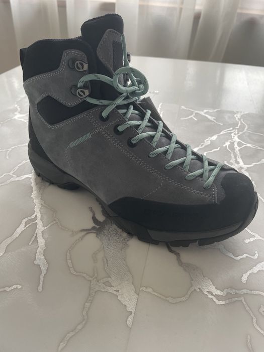 Scarpa взуття  чоботи ботінки