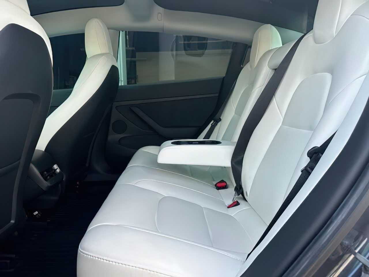 Tesla Model 3 Long Range 2021