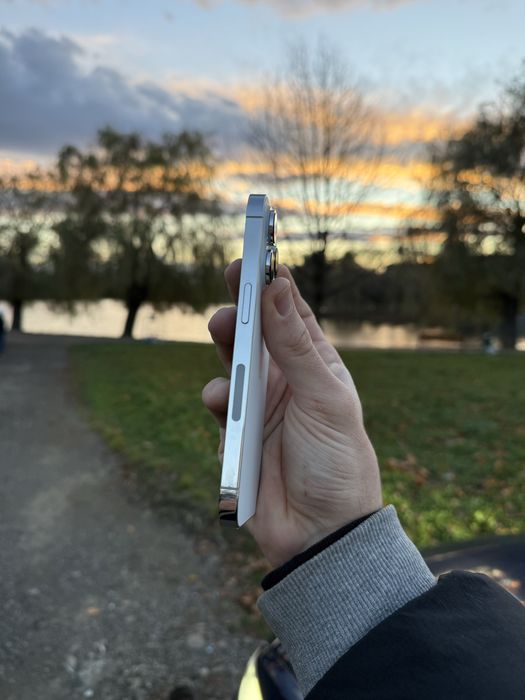 Iphone 14 Pro 256gb neverlock silver Айфон 14 Про 256гб неверлок