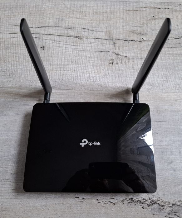 Router TP-LINK Archer MR402 2.4 / 5 GHz, Wi-Fi Mesh, Gniazdo SIM.