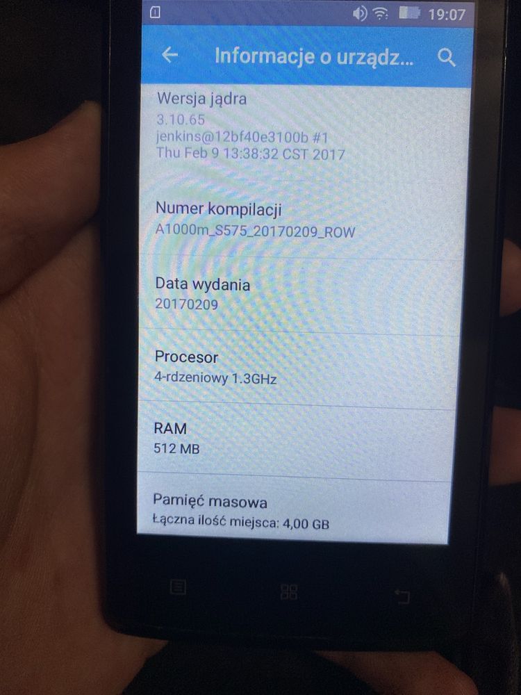 Telefon Lenovo A1000m