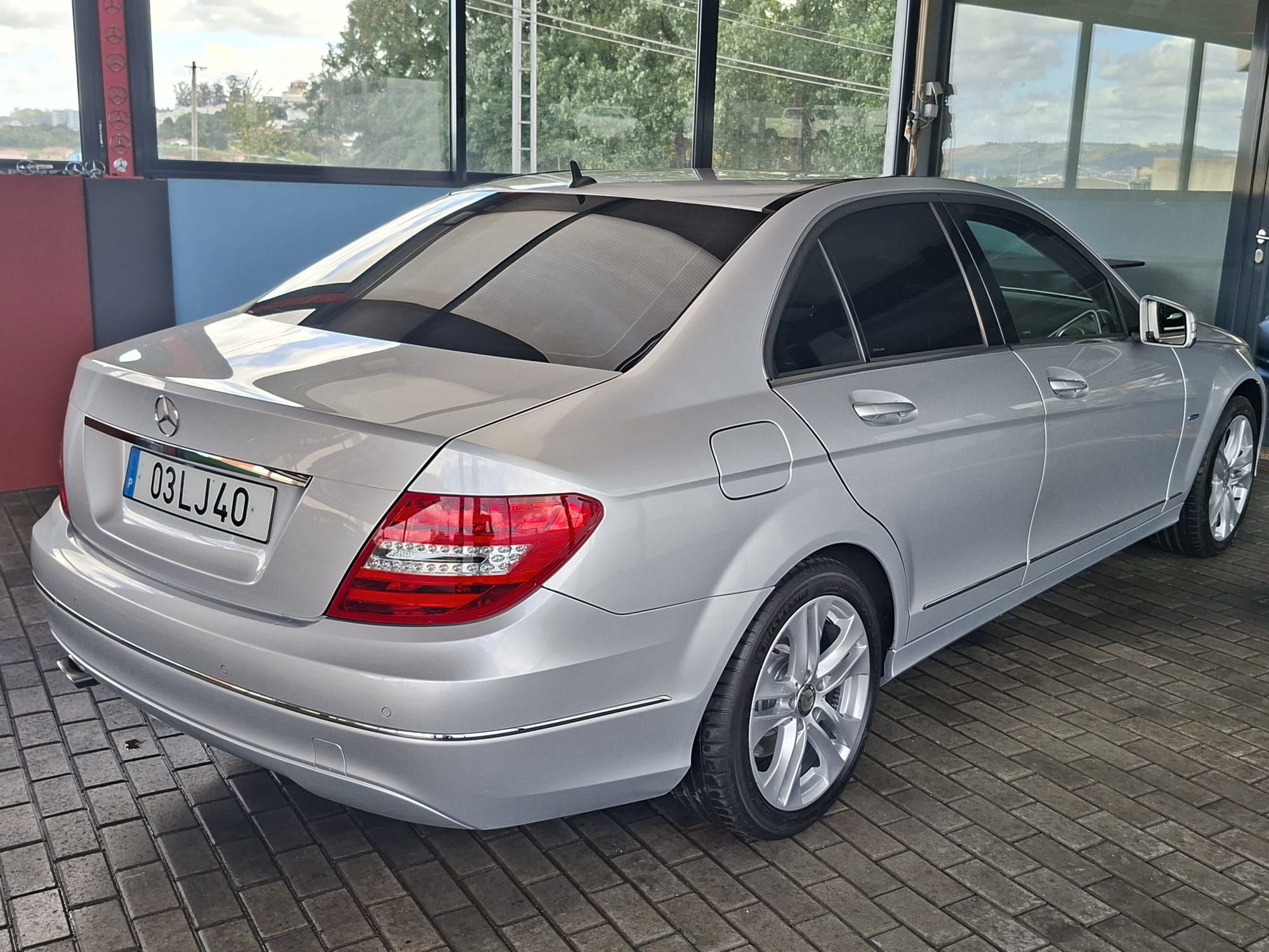 Mercedes-bens C220 CDI