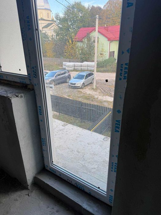 Продаж котеджу з ділянкою 0,84 сот., у с. Ременів