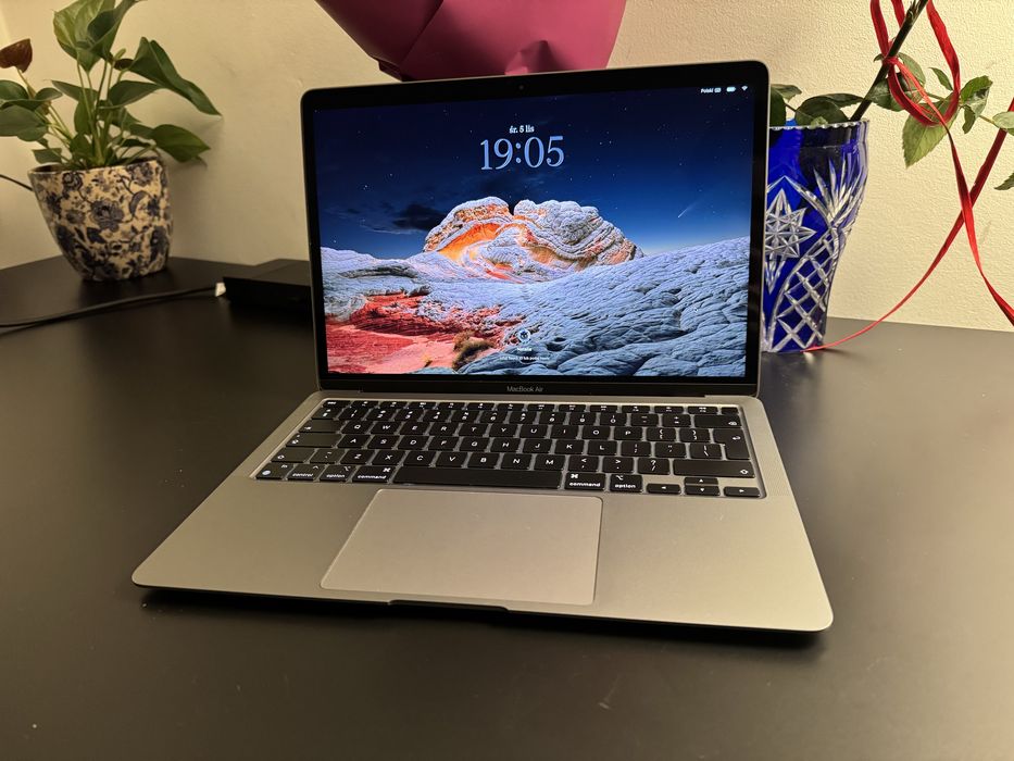 Laptop MacBook Air M1 | 16 GB | 256 GB | 64 cykle | Apple | + GRATIS