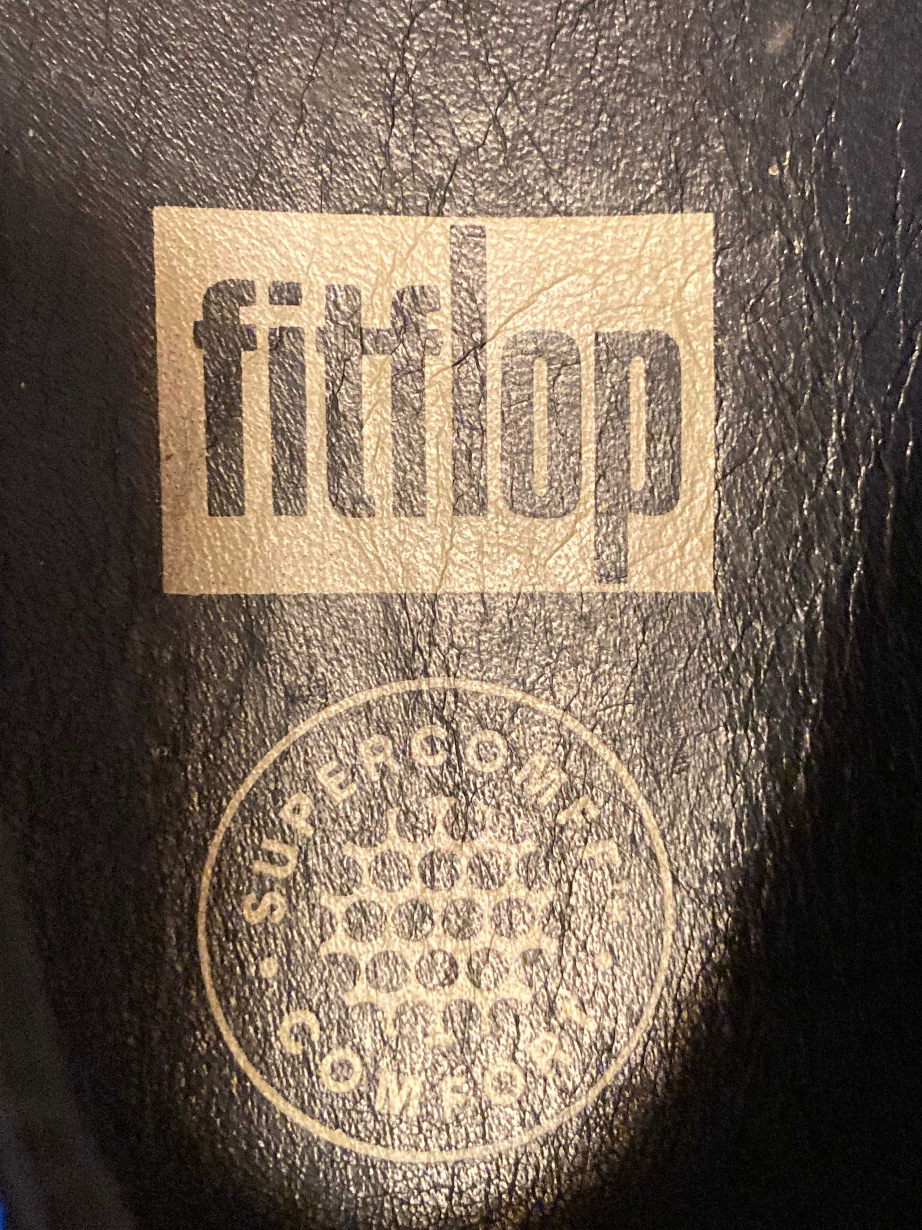 Komfortowe i lekkie skórzane mokasyny FitFlop Superkomff– rozm. 39