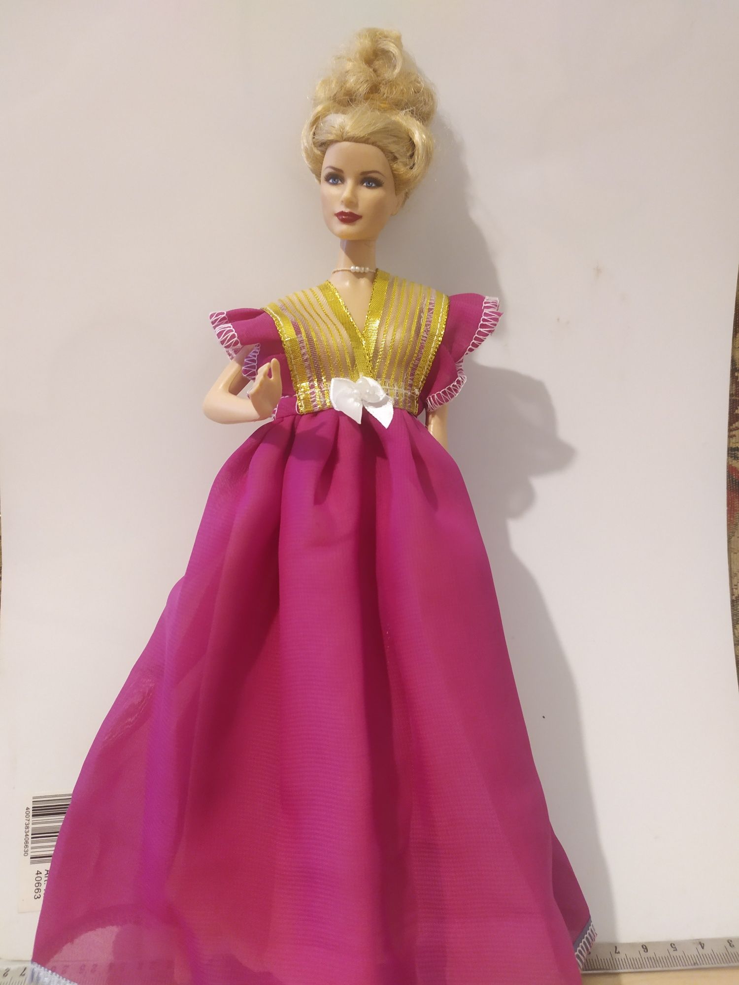 Сукні для ляльки Барбі