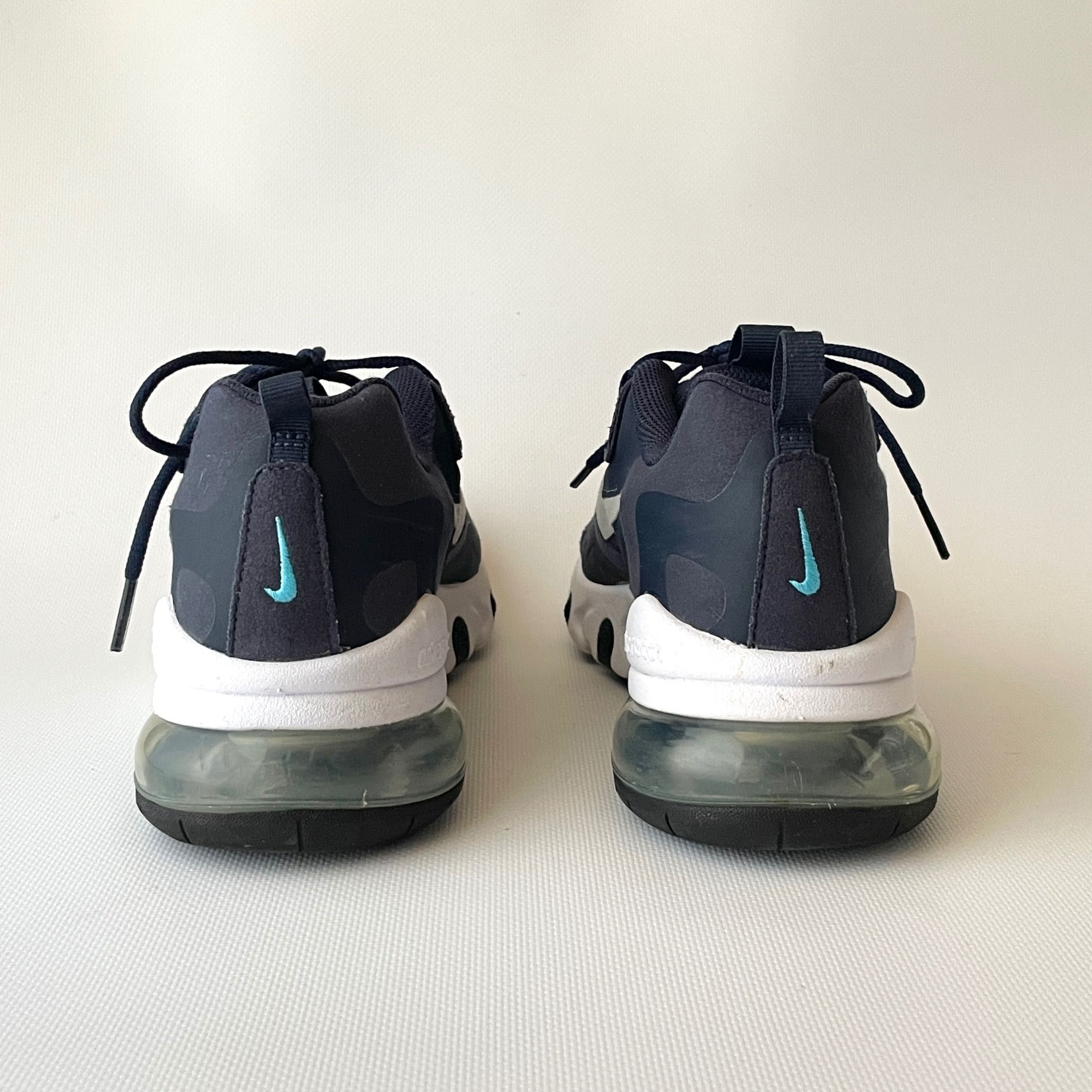 Кросівки Nike Air 270 React. CV9609-400