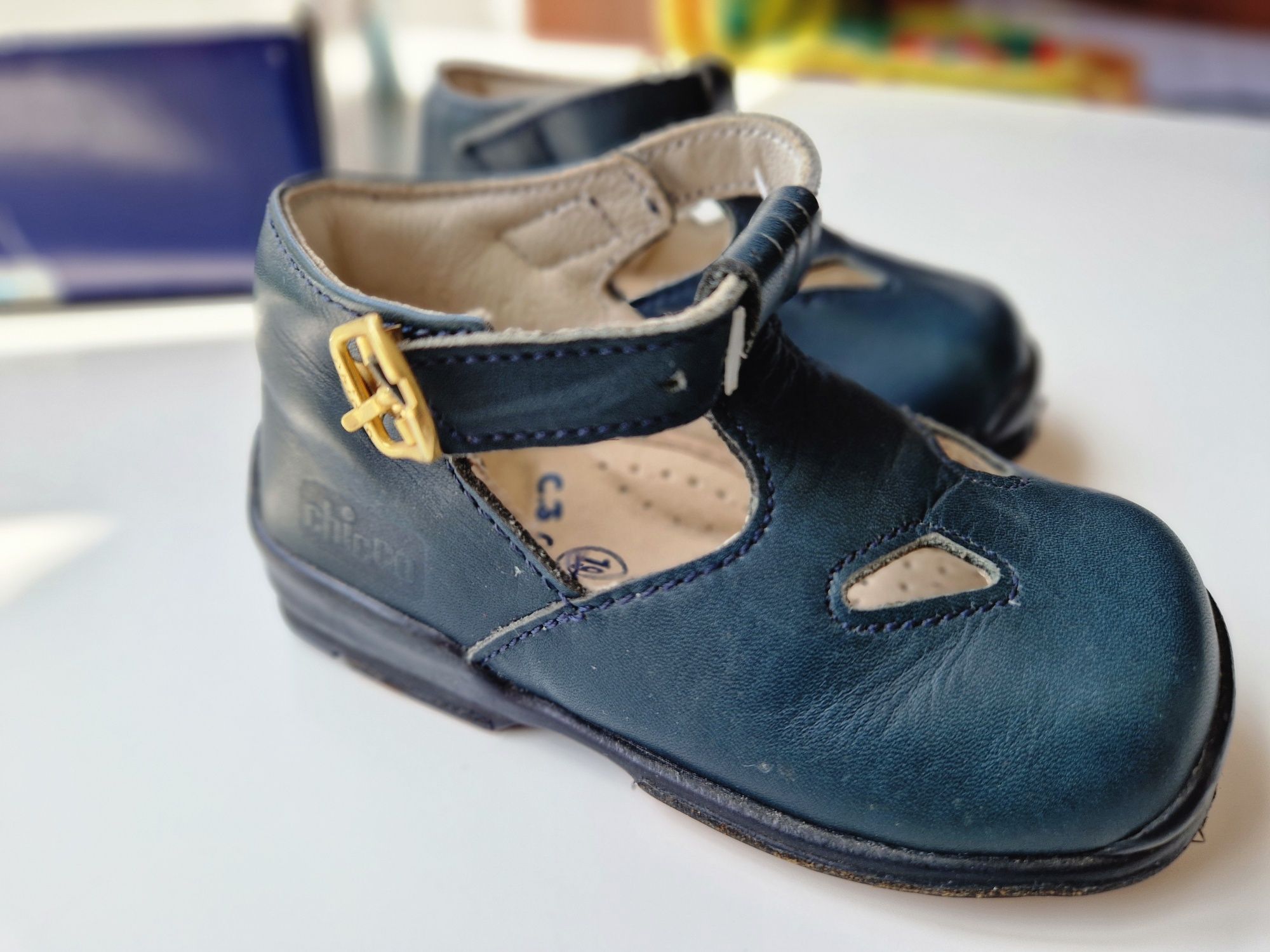 Sandálias Chicco novas 19