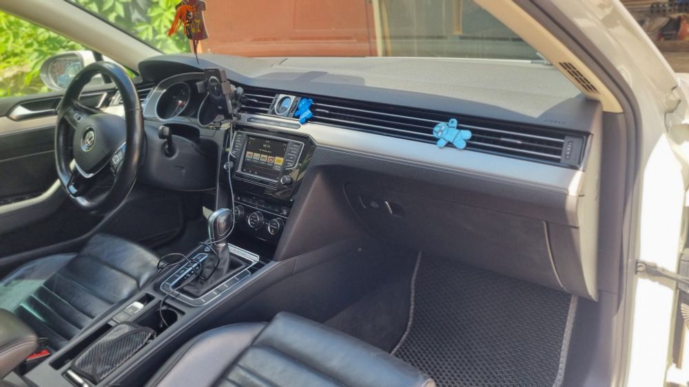 Vw Passat b8 4motion dsg 19 cali kombi 2.0 tdi 190 km