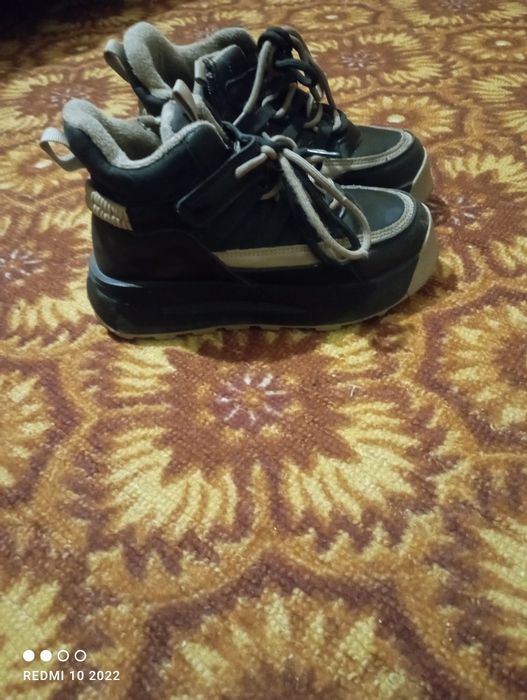 Ботіночки на весну,для дівчинки