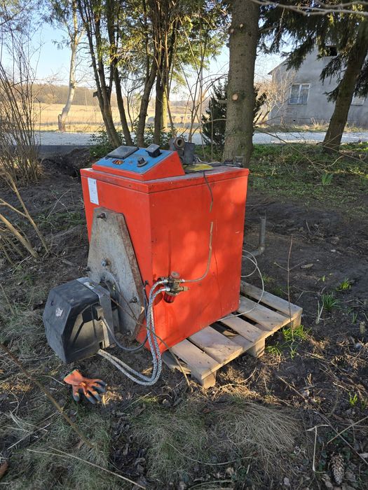 Piec olejowy na olej opałowy używany