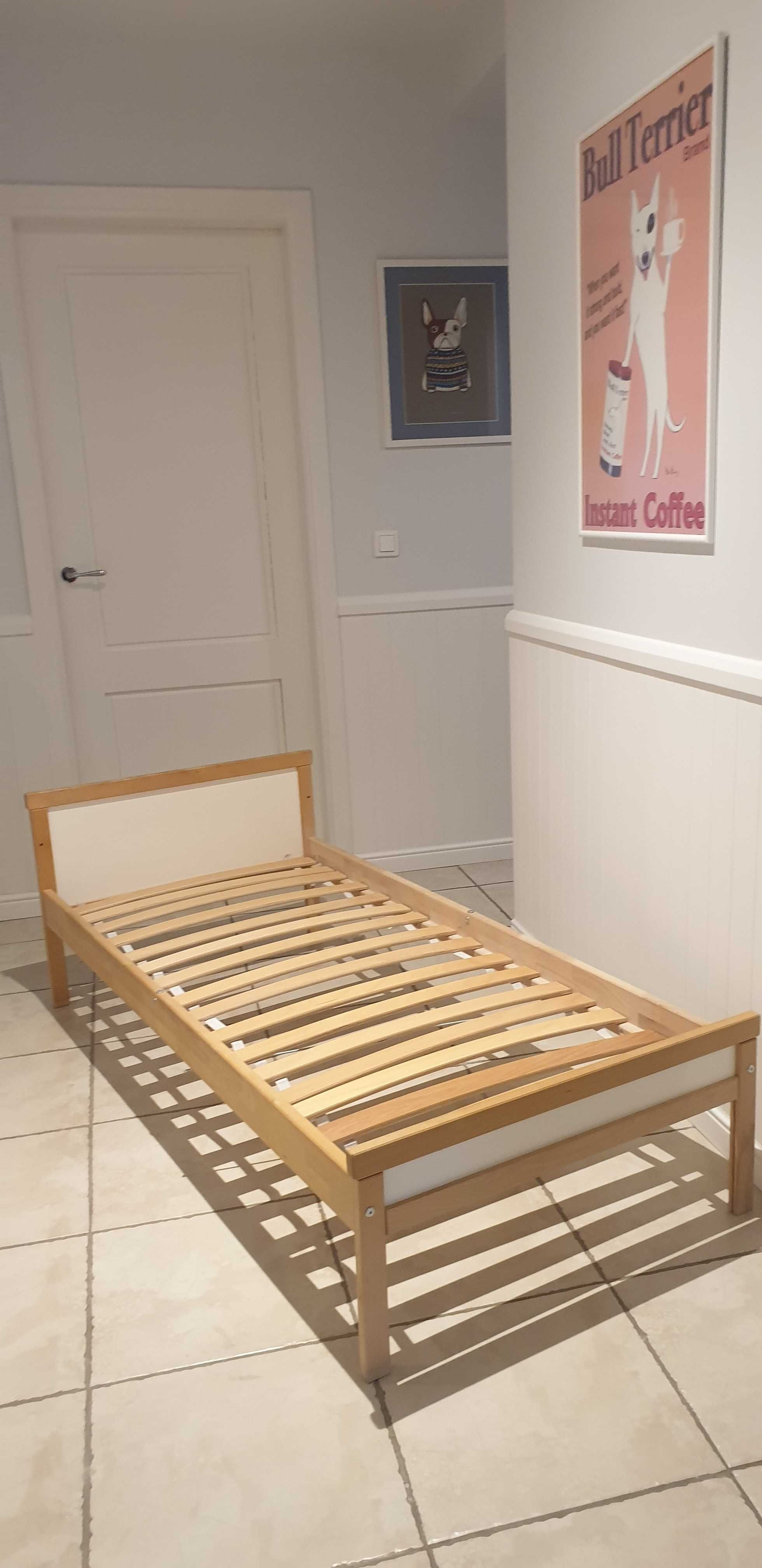 IKEA łóżko dziecięce z materacem