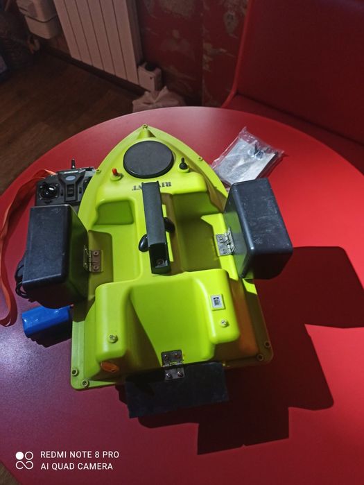 Кораблик для риболовлі Rivcont GPS 500M 12000mAh