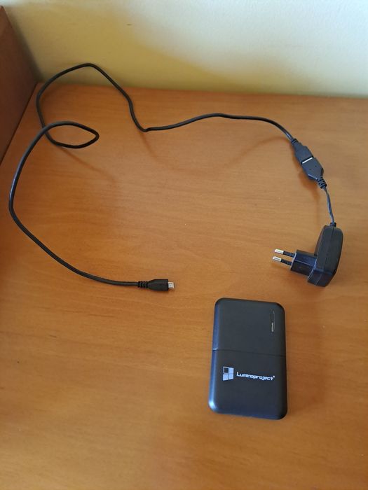 powerbank 5000mAh com carregador