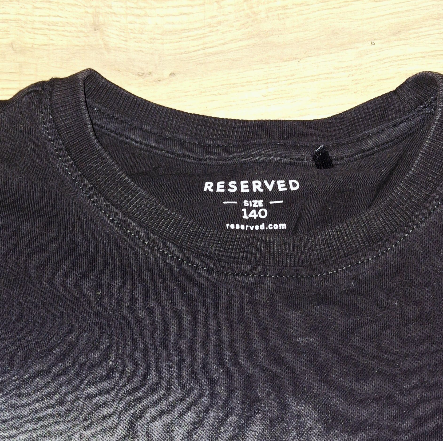 Koszulka Reserved