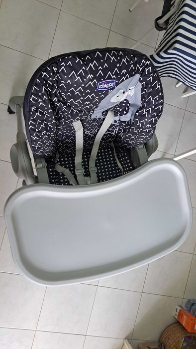 Chicco Cadeira de alimentação alta dos 6 meses a 3 anos (15 kg)