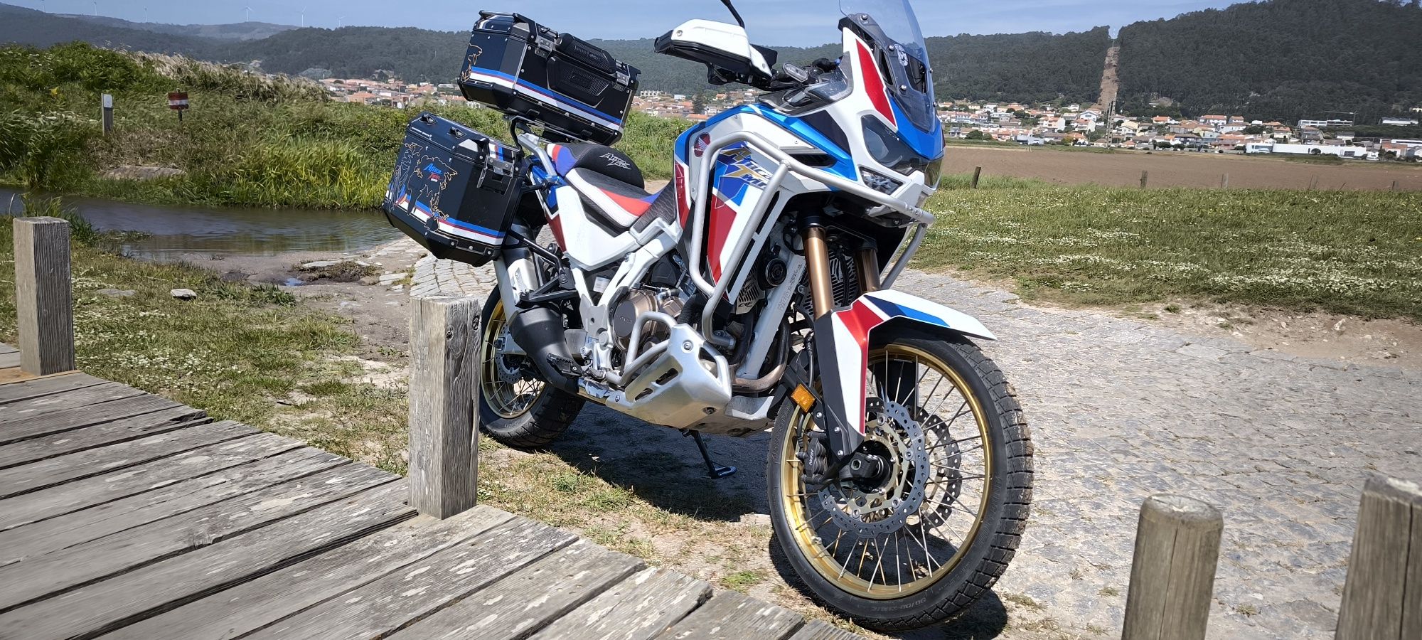África Twin adv 1100