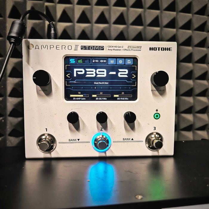 Multiefekt gitarowy / basowy Hotone Ampero II stomp MP-300