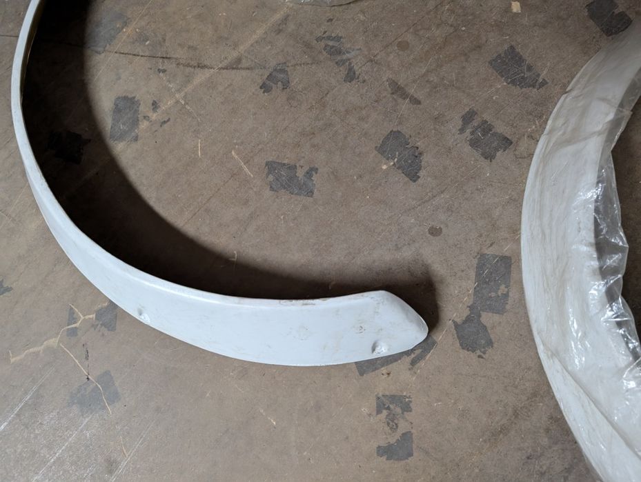 Muitas peças para mini classic novas e usadas