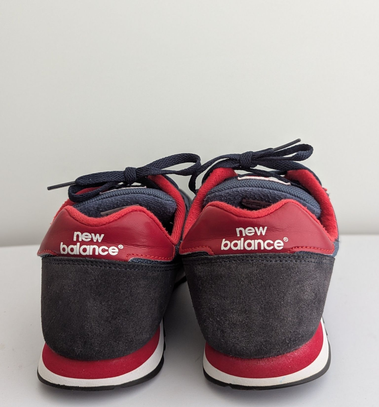 Чоловічі кросівки New Balance 373