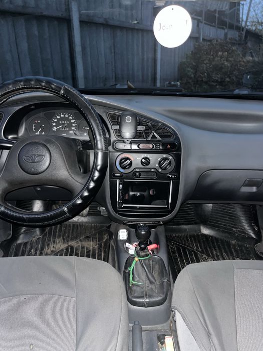 Продам                                                        Ланос.