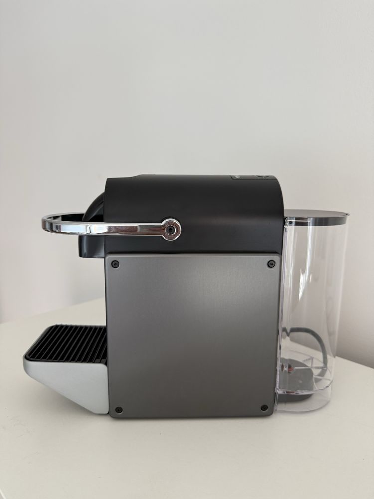 Vendo Máquina de Café Nespresso