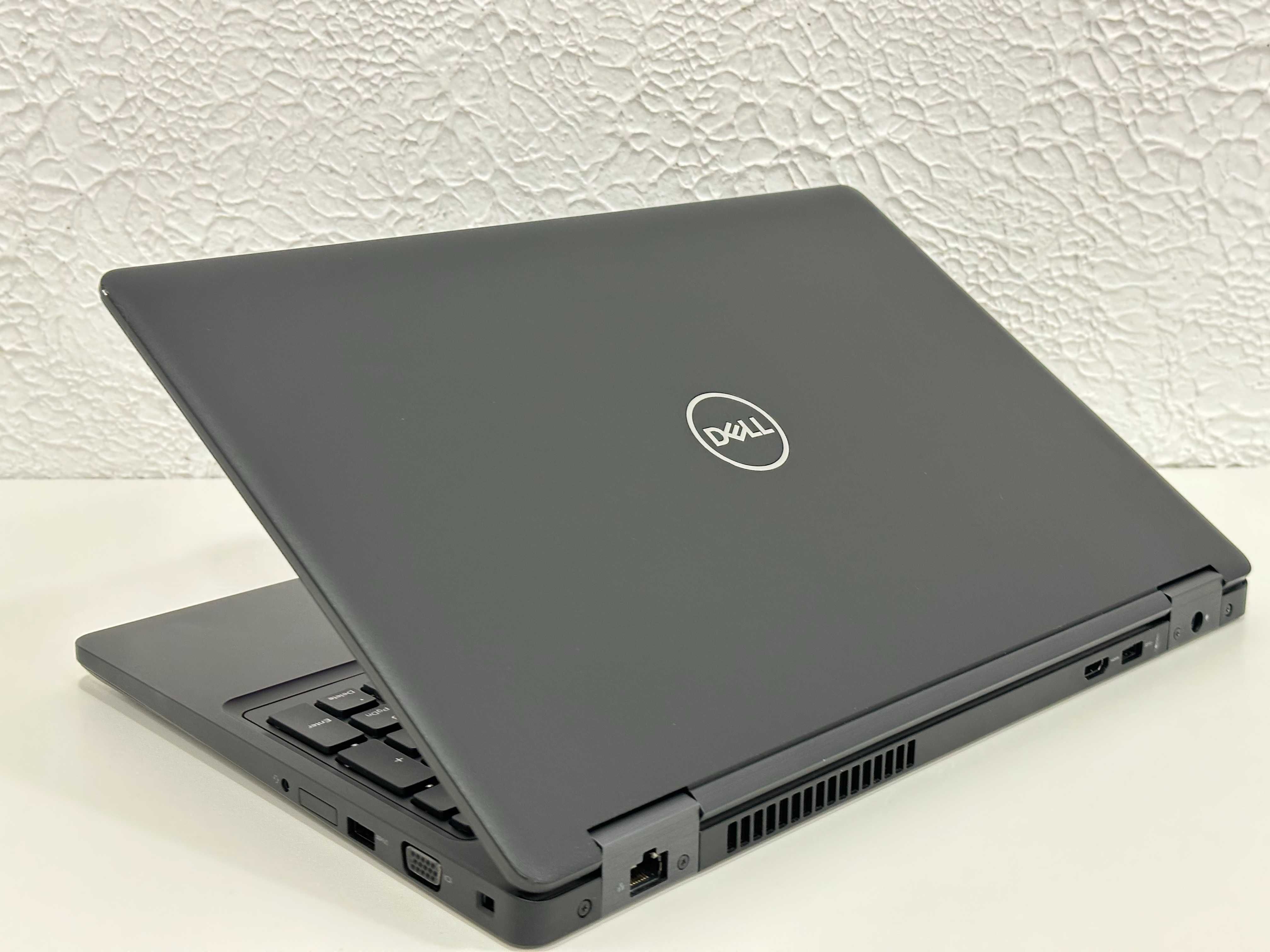 Ігровий Dell Latitude 5590 IPS/4(8)ядра i7-8650U/8gb/256gbSSD/MX 130