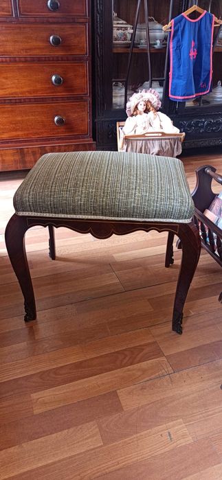 Banqueta estilo Luís XV