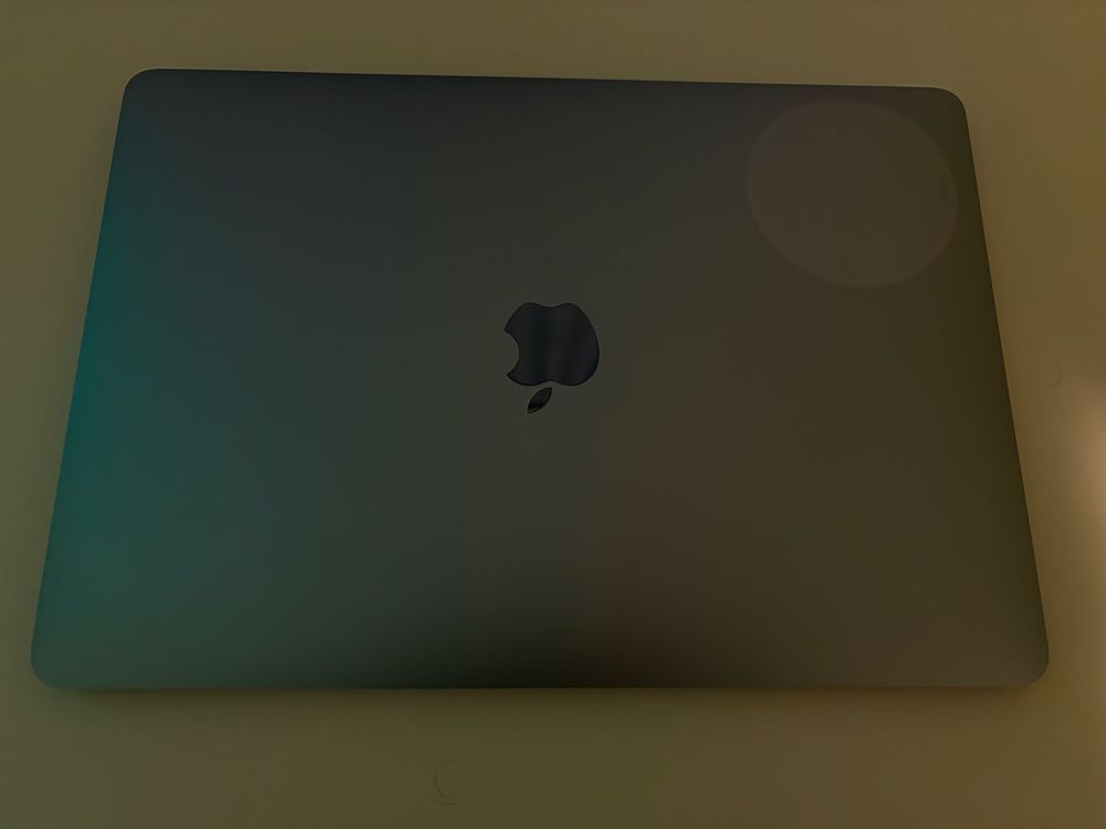Макбук Macbook air 13 (2019) 100% акумулятор