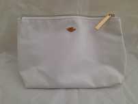 Necessaire branco DOVE