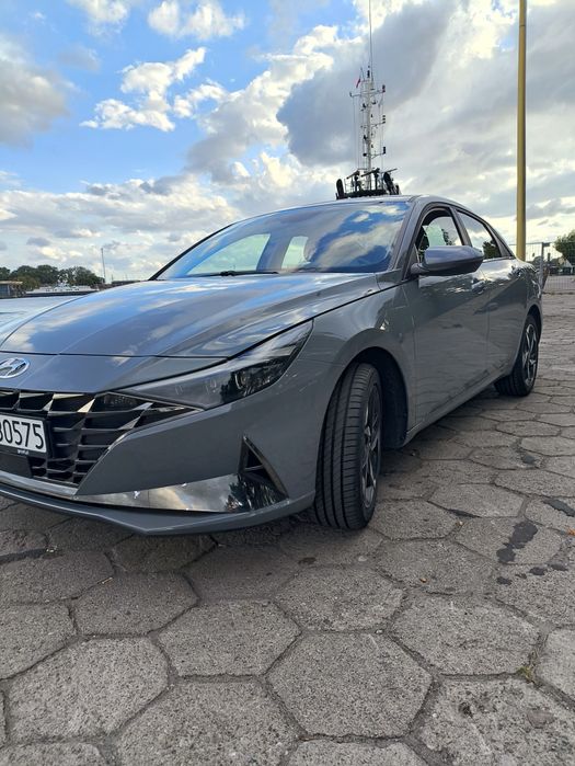 Hyundai Elantra 1.6 MPI salon Polska
