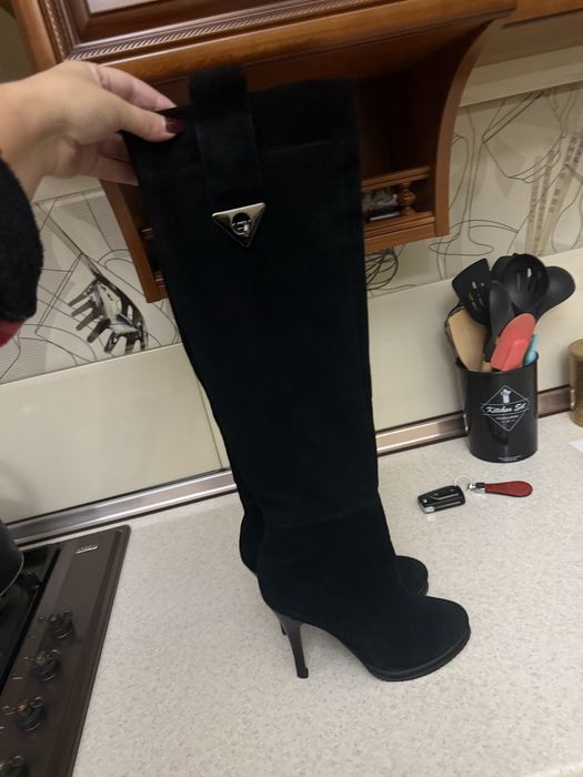 Чоботи зимові, всередині цегейка з байкою, натуральний замш, сорні, 37