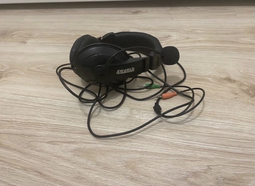 Sluchawki 4 world accessories