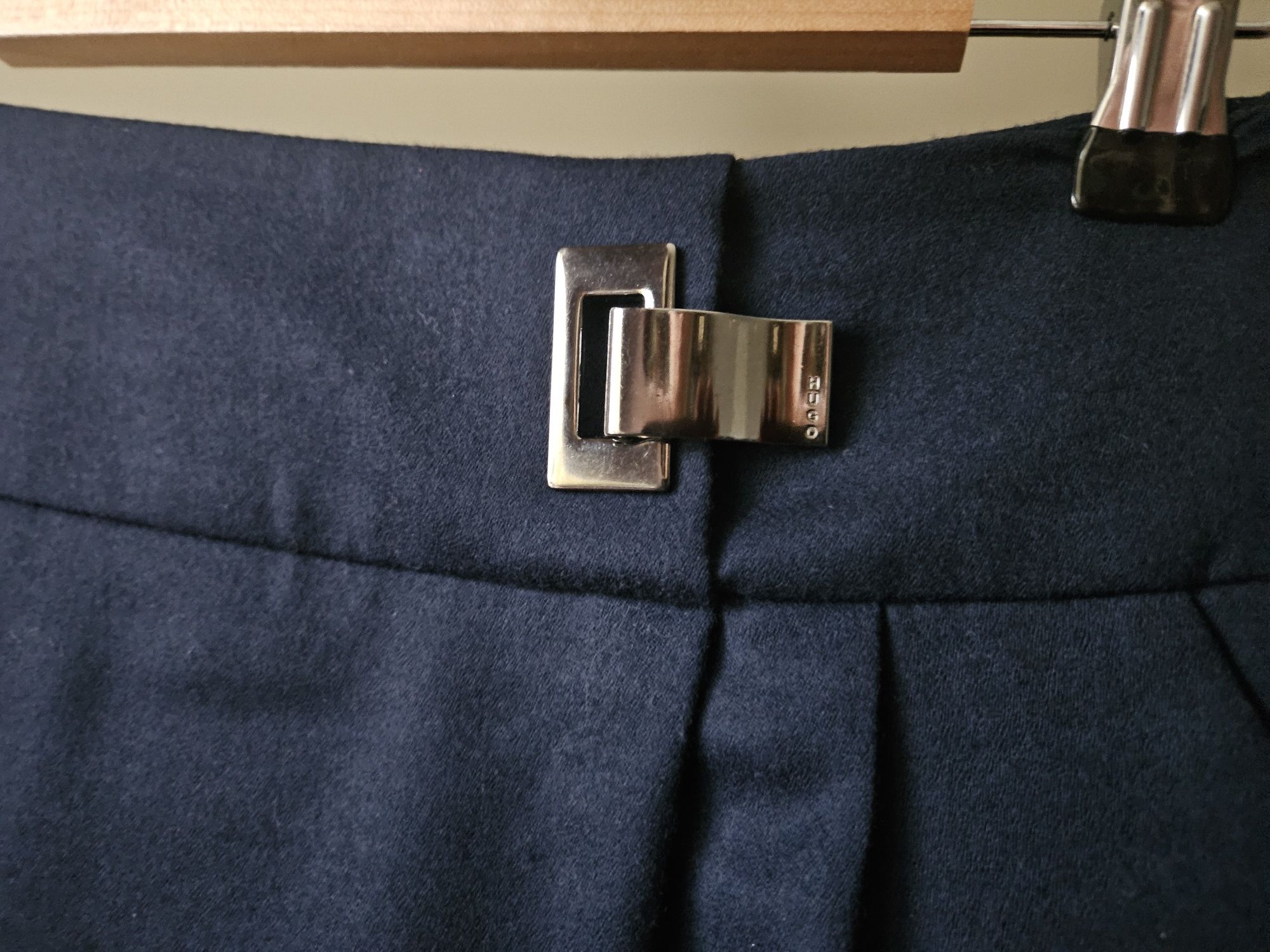 Hugo Boss spódnica wełniana