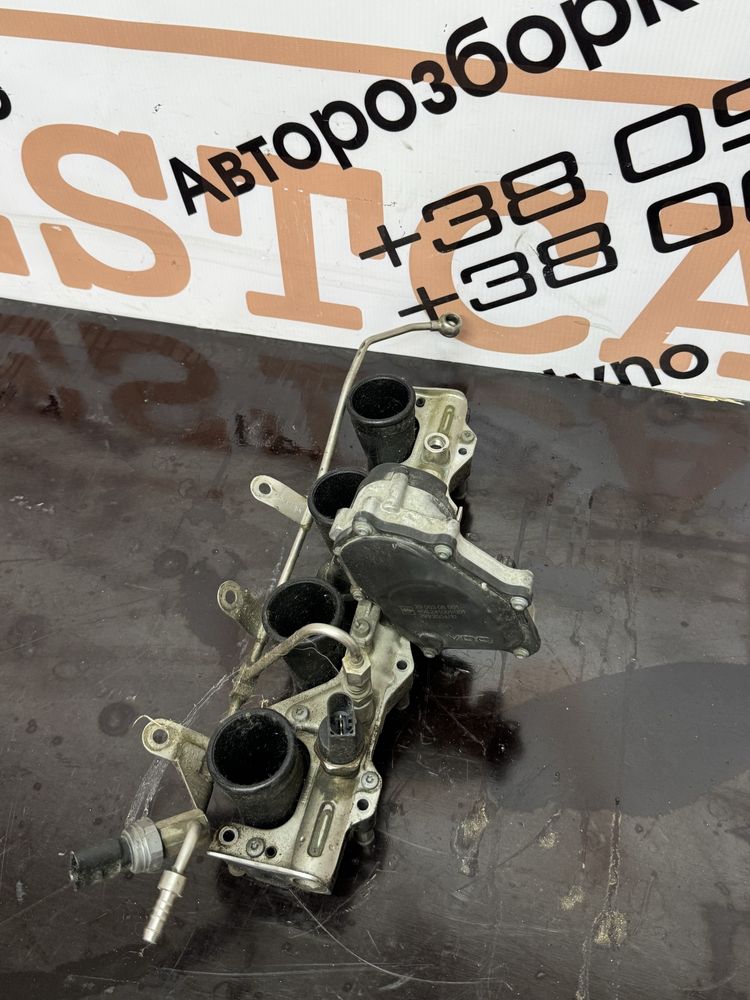 Паливна рампа 06D133209S 06D133317F 06D133340 2.0FSI Audi Skoda Vw