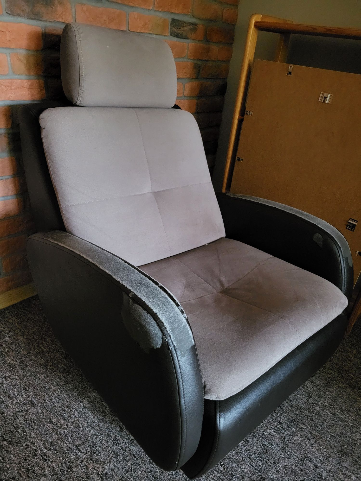 Fotel obrotowy wypoczynkowy Agata meble