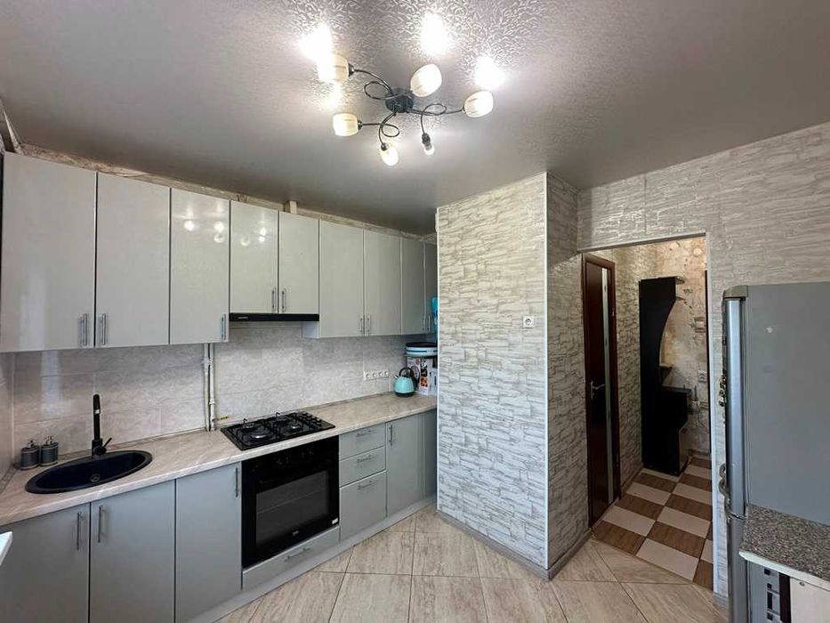 Продаж 1-кімн квартири з ремонтом та меблями Баришівка вул. Софіївська