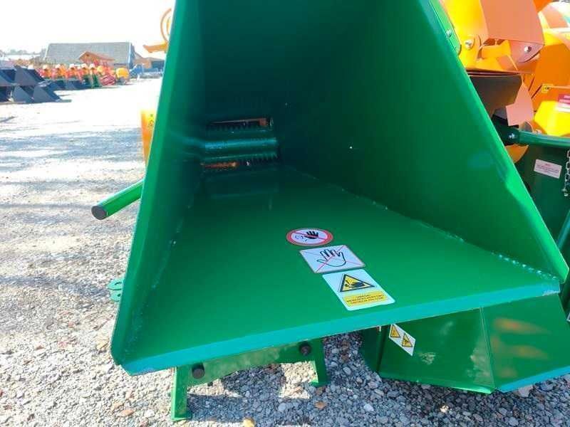 Rębak do gałęzi SELMAR R-16 rozdrabniacz z posuwem-do ciągnika na WOM