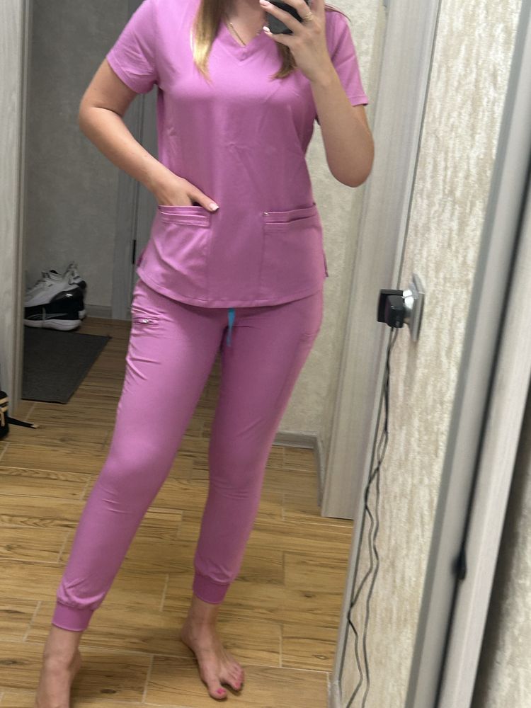 Медичний костюм з Америки - Easy Stretch