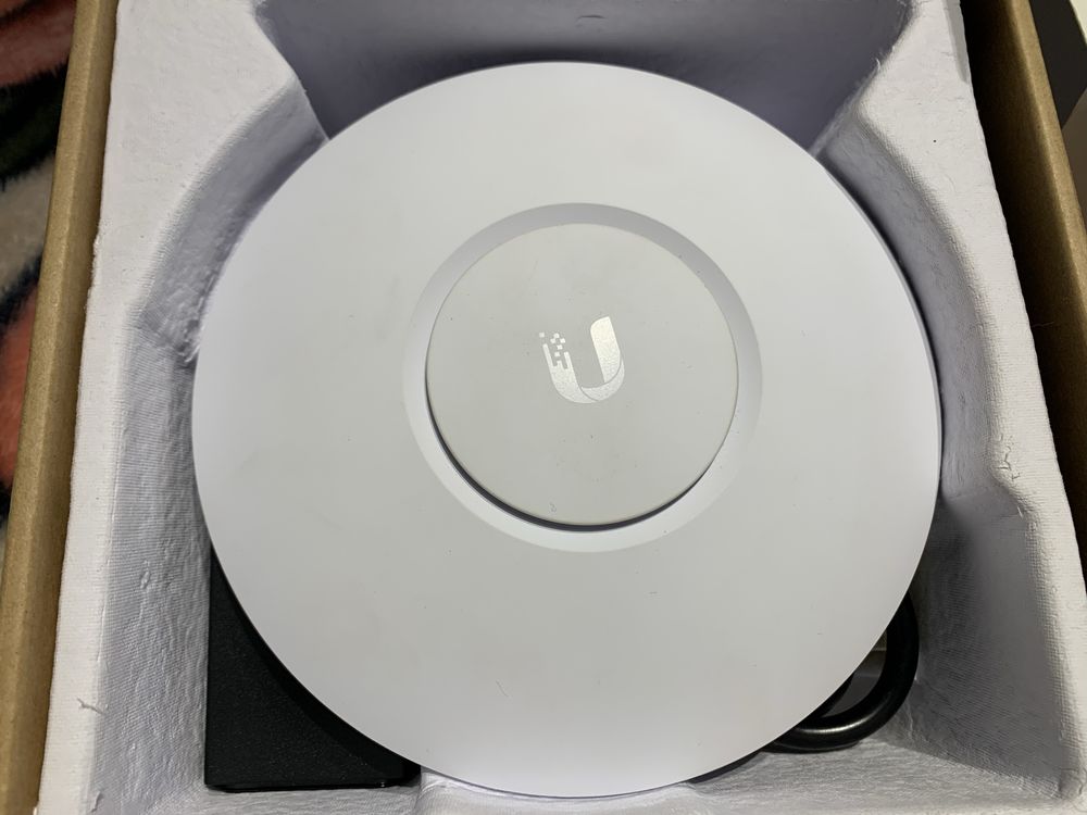 UniFi AP AC Lite novo