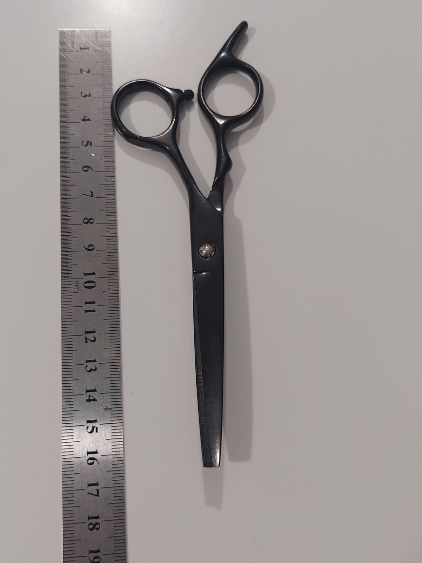 Ножиці, ножницы для стрижки, перукарські інструменти