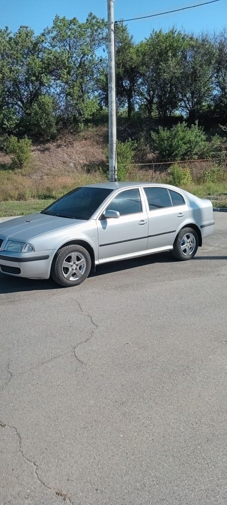Продам авто шкода октавия.