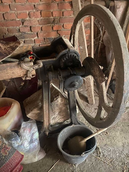 Січкарня без мотора.