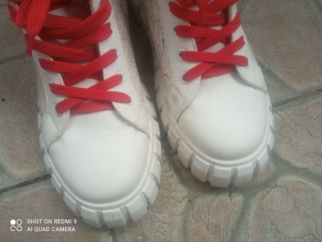 Buty damskie wysokie