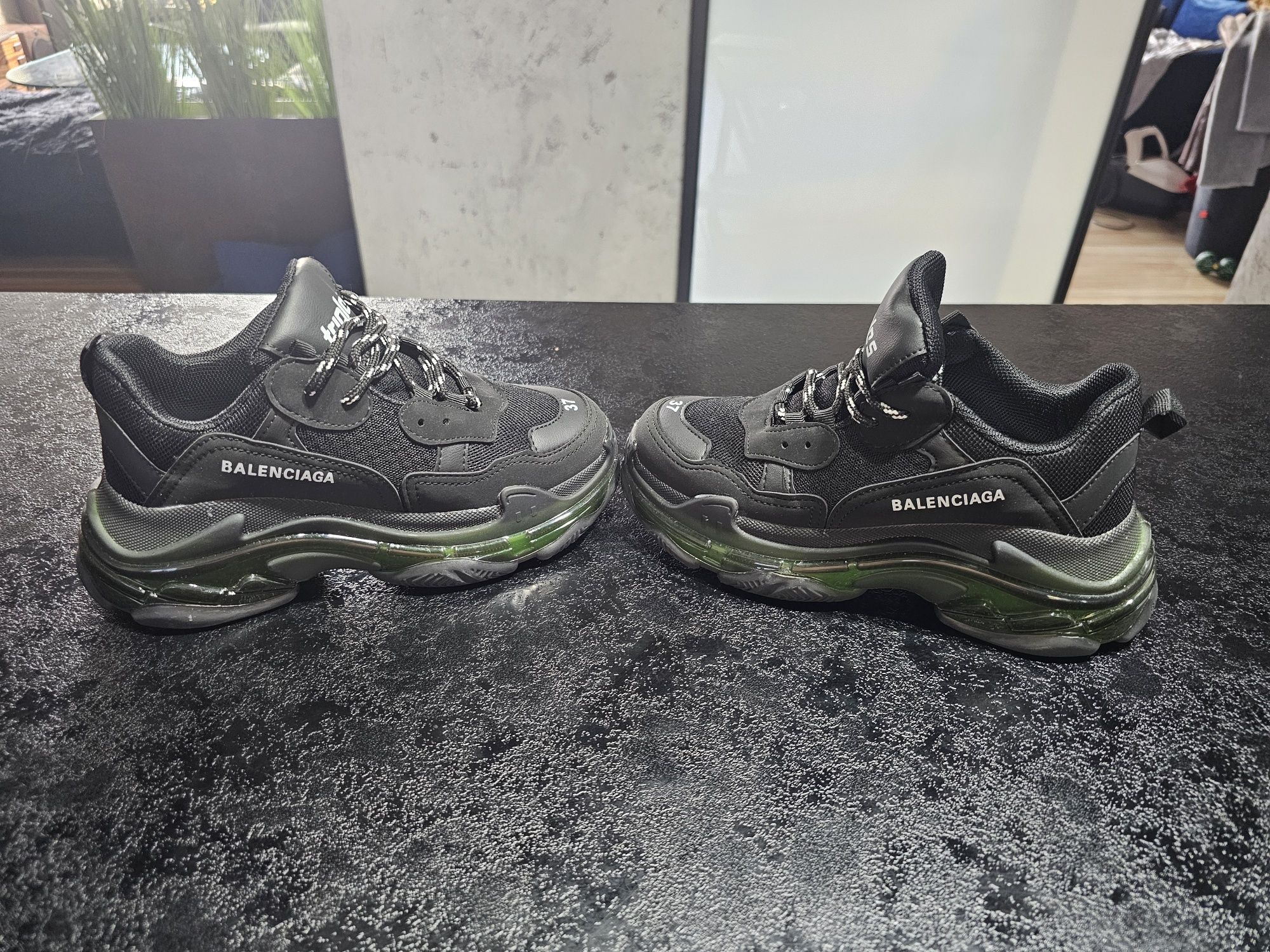 Balenciaga Triple S , roz. 37