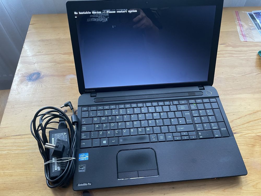 Toshiba Satellite Pro C50-A z ładowarką