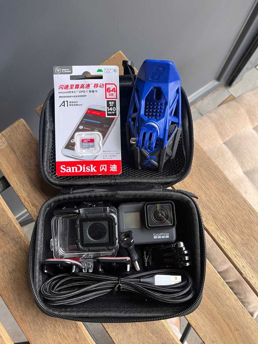 Екшн-камера GoPro Hero 7Black в хорошому стані