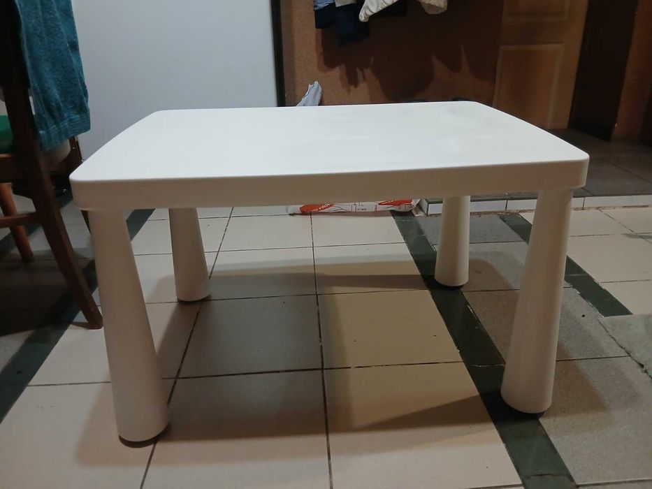 Стол детский ІКЕА