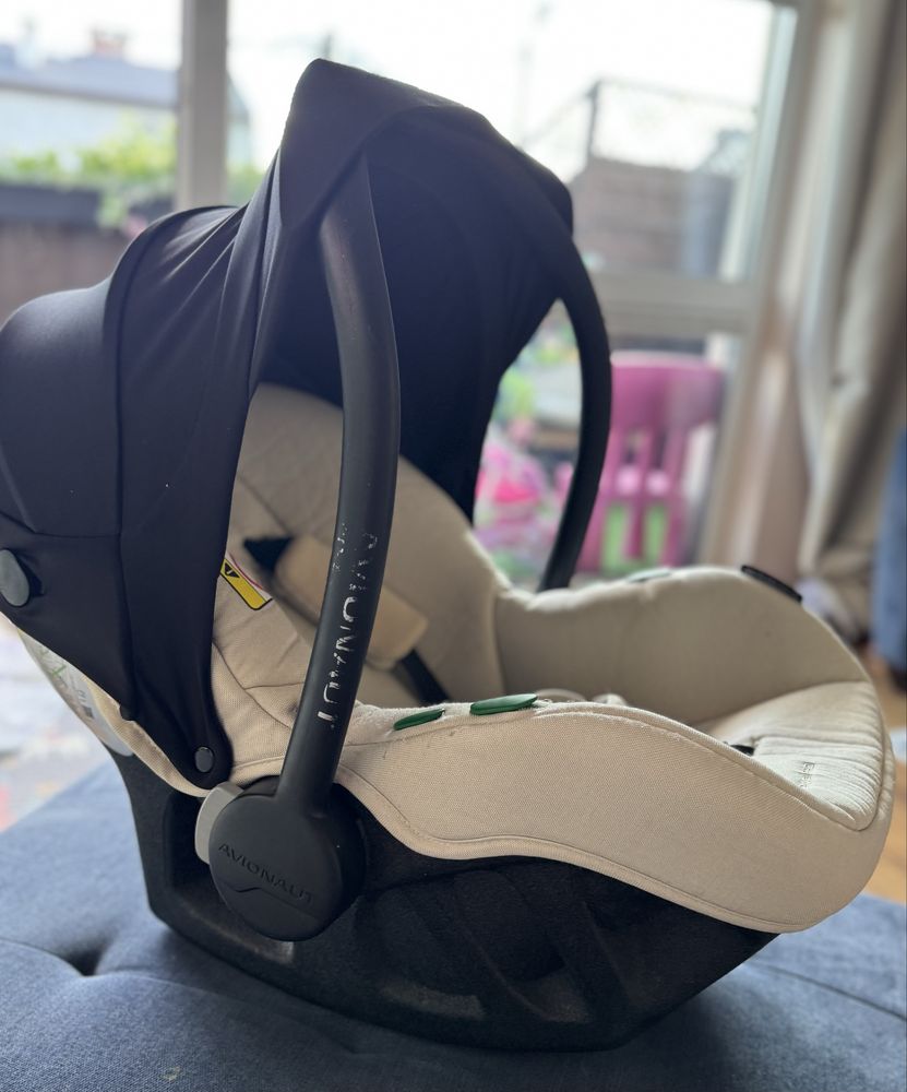 Avionaut Pixel PRO 2.0 C + baza Dock 2.0