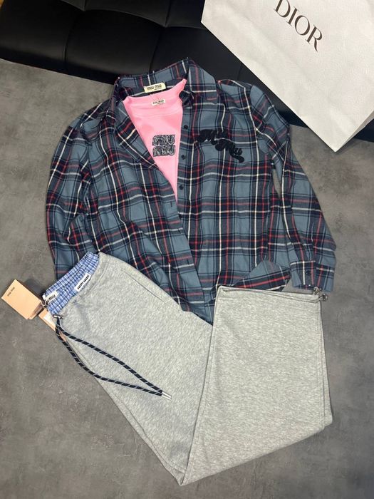 Штани Miu miu тренд 2025